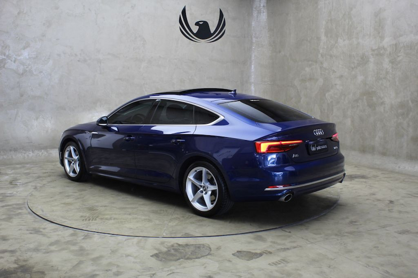 Foto do veículo AUDI  A5 SPORTBACK AMBIENTE 2018 39.400 KM 159.000,00