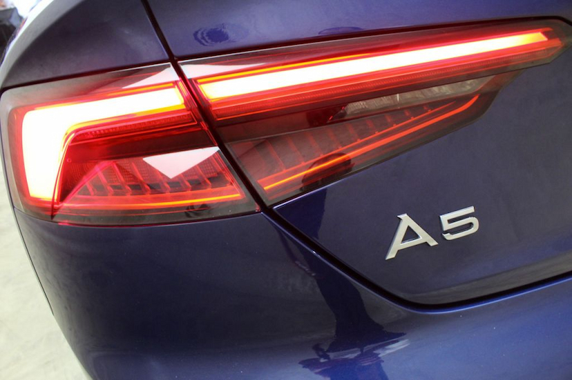 Foto do veículo AUDI  A5 SPORTBACK AMBIENTE 2018 39.400 KM 159.000,00