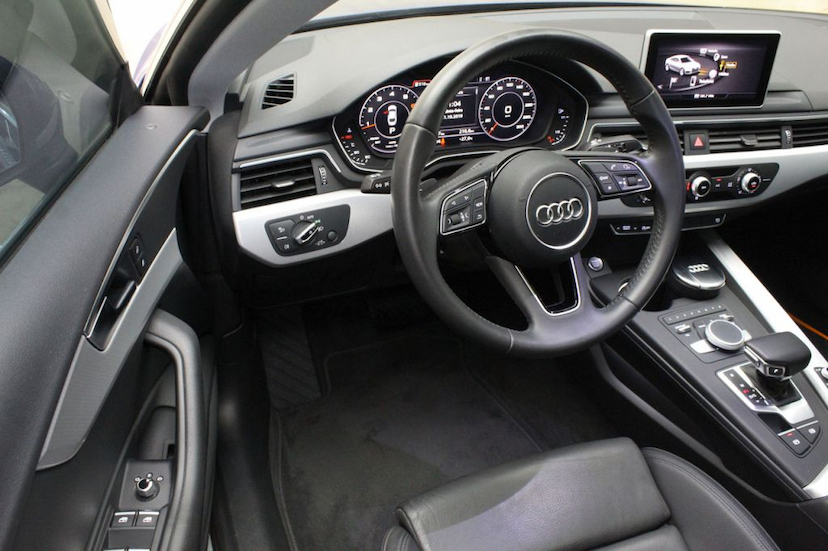 Foto do veículo AUDI  A5 SPORTBACK AMBIENTE 2018 39.400 KM 159.000,00