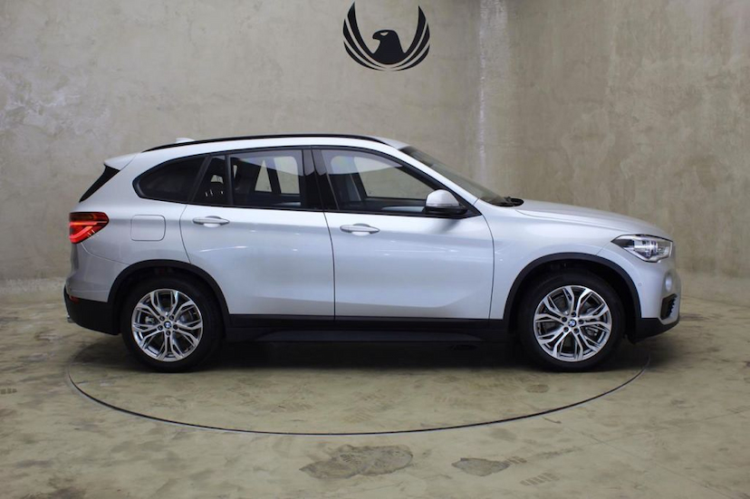 Foto do veículo BMW  X1 20I GP 2019 45 KM 229.000,00