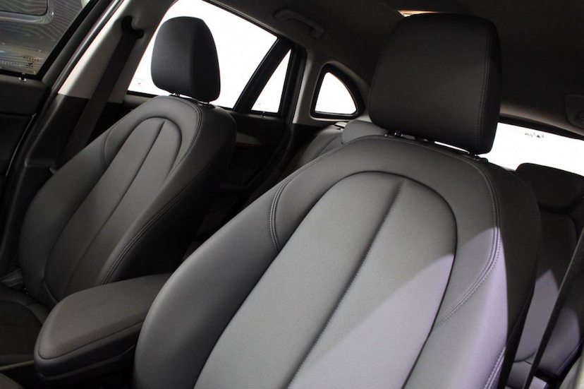 Foto do veículo BMW  X1 20I GP 2019 45 KM 229.000,00