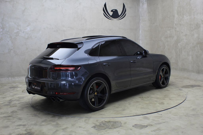 Foto do veículo PORSCHE  MACAN GTS 2017 17.008 KM 360.000,00