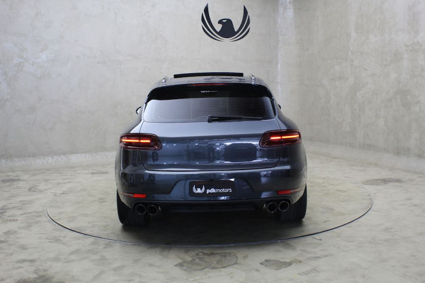 Foto do veículo PORSCHE  MACAN GTS 2017 17.008 KM 360.000,00