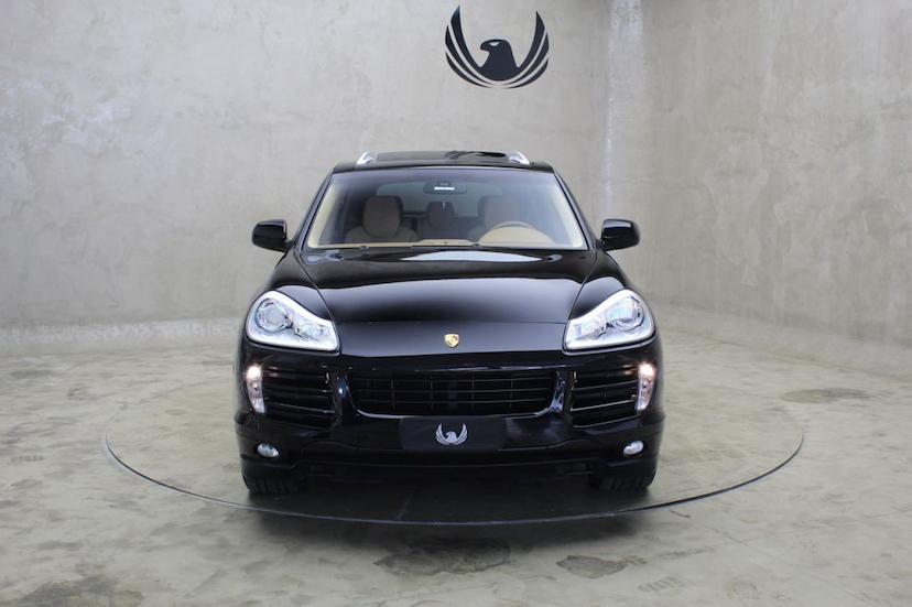 Foto do veículo PORSCHE  CAYENNE PREMIUM V6 2009 30.993 KM 89.000,00