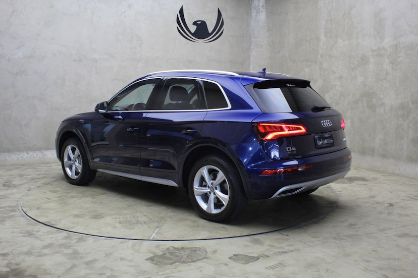 Foto do veículo AUDI  Q5 SECURITY 2018 5.703 KM 259.000,00