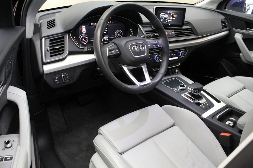 Foto do veículo AUDI  Q5 SECURITY 2018 5.703 KM 259.000,00