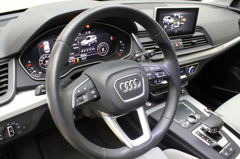 Foto do veículo AUDI  Q5 SECURITY 2018 5.703 KM 259.000,00