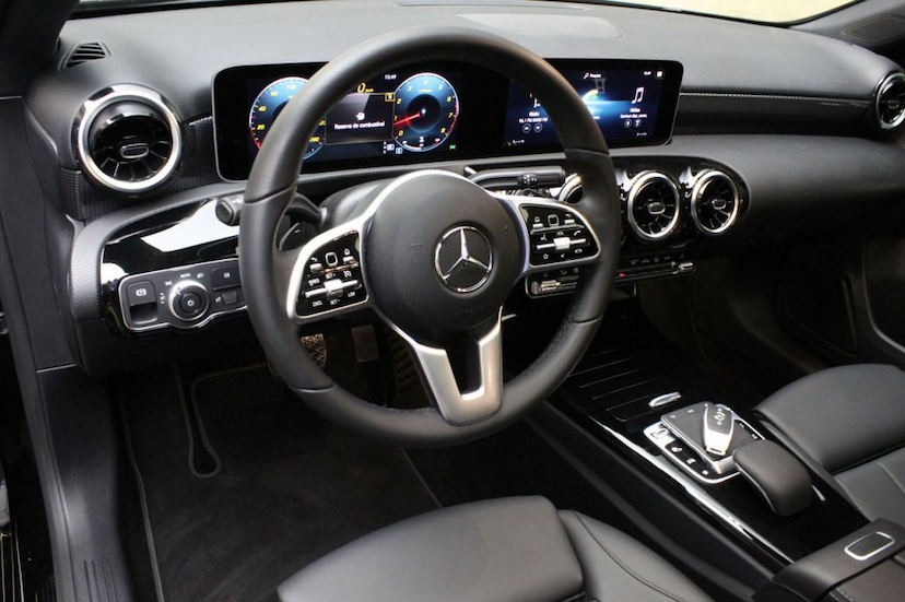 Foto do veículo MERCEDES-BENZ  A250 VISION 2019 9.538 KM 190.000,00