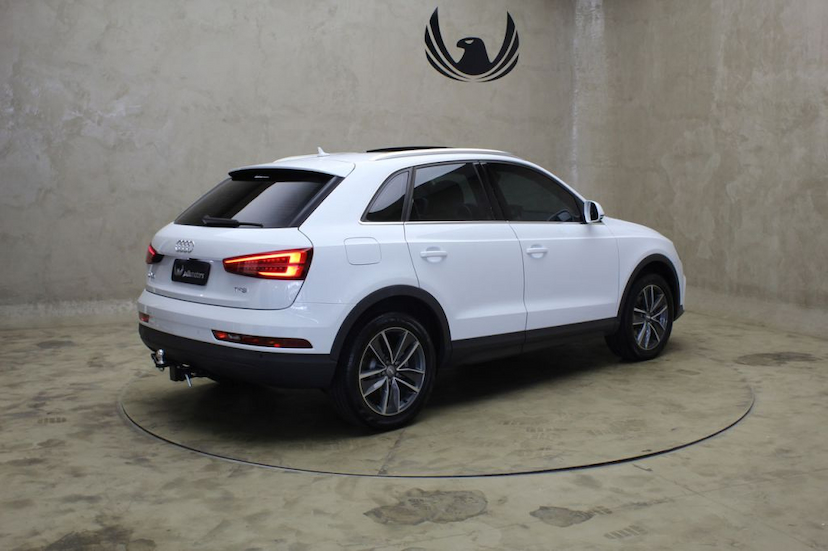 Foto do veículo AUDI  Q3 1.4 AMBITION 2017 25.075 KM 113.000,00