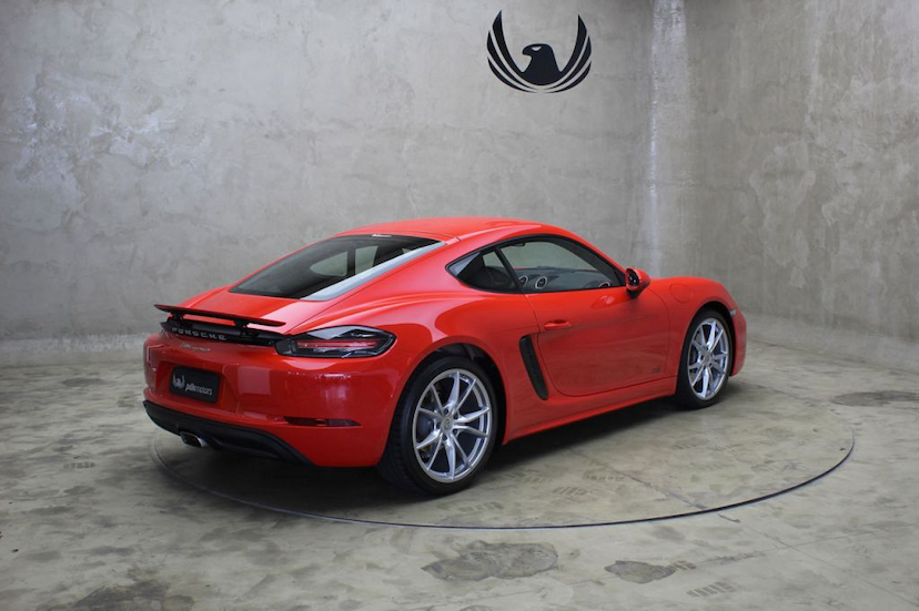 Foto do veículo PORSCHE  718 CAYMAN 2019 3.500 KM 365.000,00