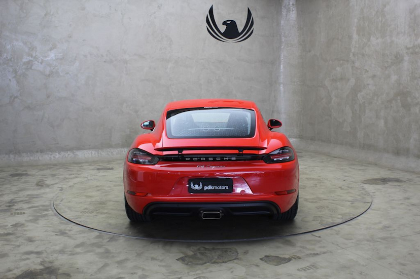 Foto do veículo PORSCHE  718 CAYMAN 2019 3.500 KM 365.000,00