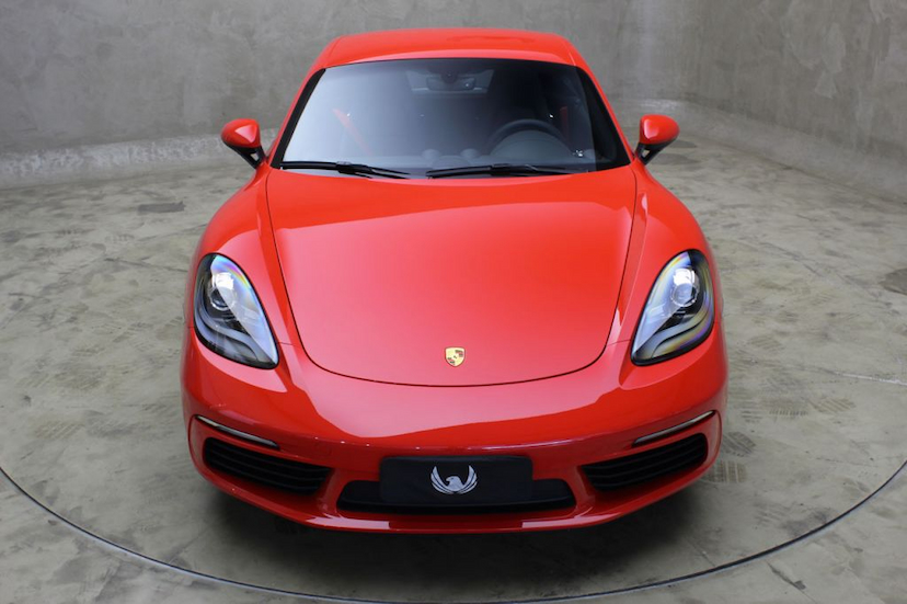 Foto do veículo PORSCHE  718 CAYMAN 2019 3.500 KM 365.000,00