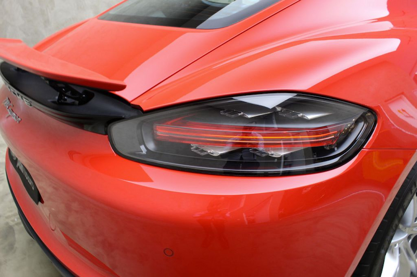 Foto do veículo PORSCHE  718 CAYMAN 2019 3.500 KM 365.000,00