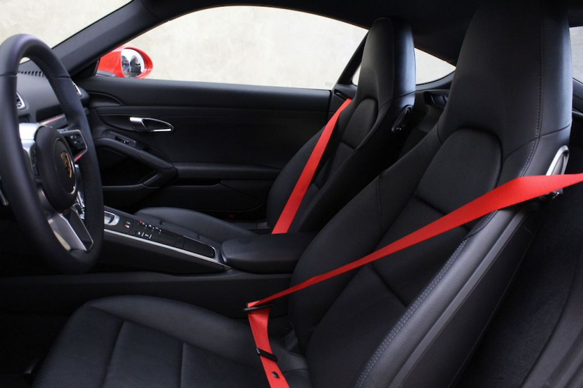 Foto do veículo PORSCHE  718 CAYMAN 2019 3.500 KM 365.000,00