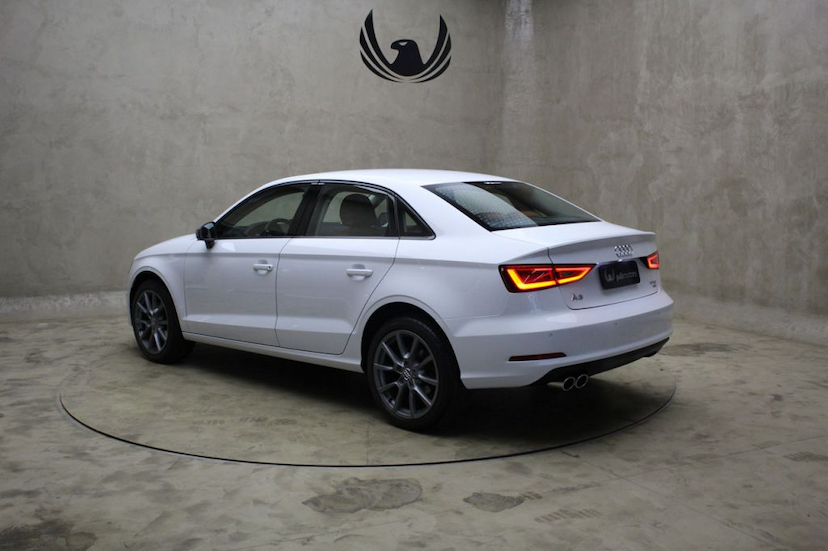 Foto do veículo AUDI  A3 SEDAN AMBIENTE 2016 67.350 KM 72.000,00