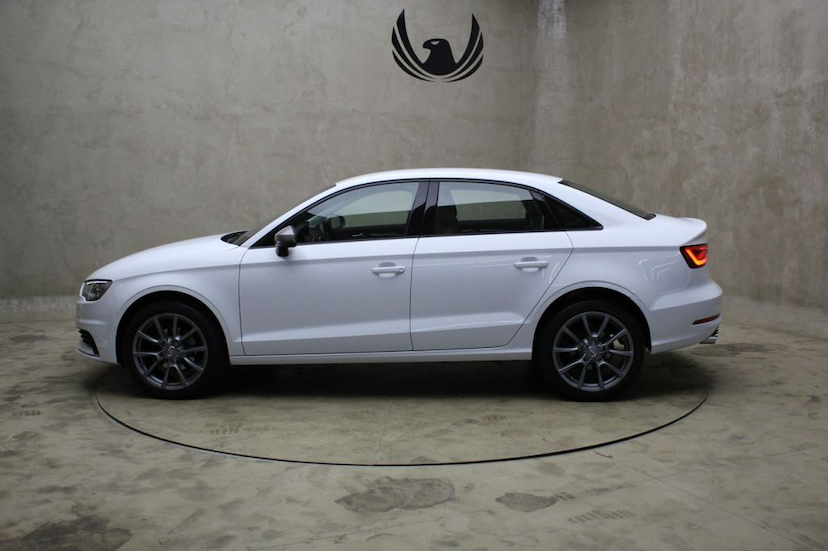 Foto do veículo AUDI  A3 SEDAN AMBIENTE 2016 67.350 KM 72.000,00