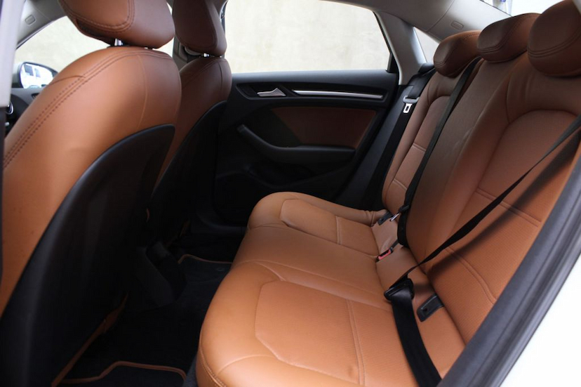 Foto do veículo AUDI  A3 SEDAN AMBIENTE 2016 67.350 KM 72.000,00