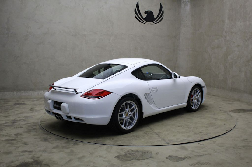 Foto do veículo PORSCHE  CAYMAN S 2011 71.565 KM 189.000,00