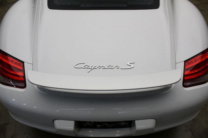 Foto do veículo PORSCHE  CAYMAN S 2011 71.565 KM 189.000,00