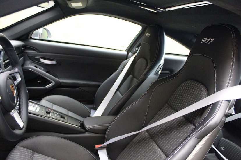Foto do veículo PORSCHE  911 CARRERA T 2018 5.265 KM 519.000,00