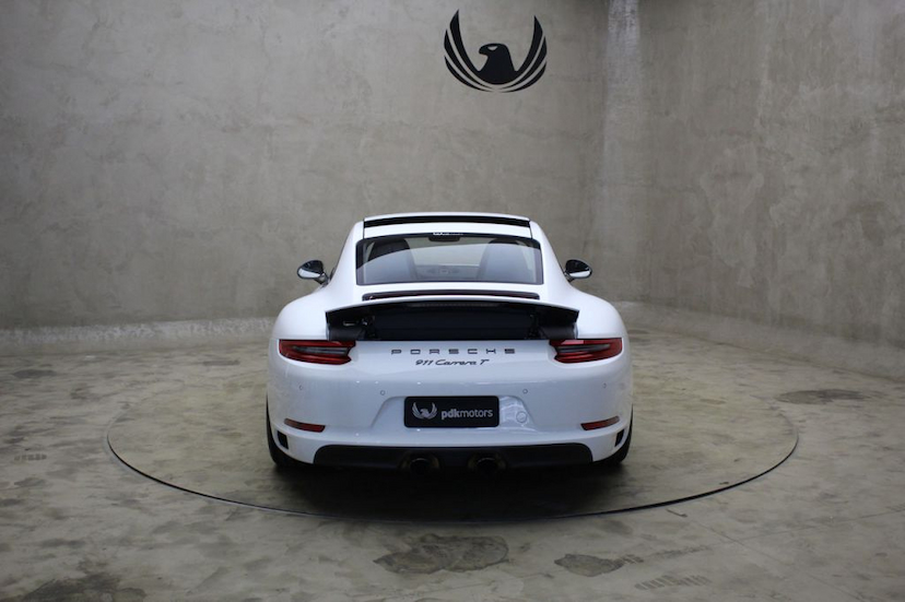 Foto do veículo PORSCHE  911 CARRERA T 2018 5.265 KM 519.000,00