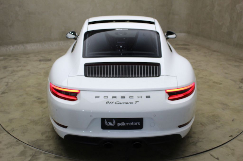 Foto do veículo PORSCHE  911 CARRERA T 2018 5.265 KM 519.000,00