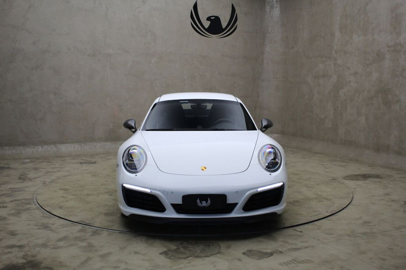 Foto do veículo PORSCHE  911 CARRERA T 2018 5.265 KM 519.000,00