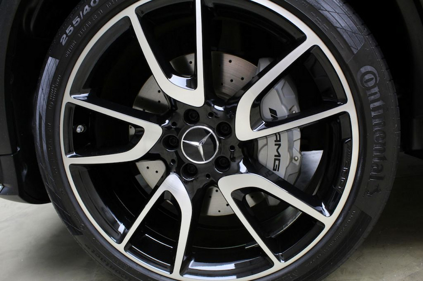 Foto do veículo MERCEDES-BENZ  GLC 43 AMG COUPE 2018 8.600 KM 339.000,00