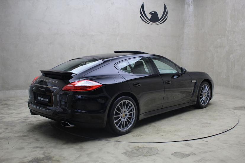 Foto do veículo PORSCHE  PANAMERA 2012 70.672 KM 199.000,00