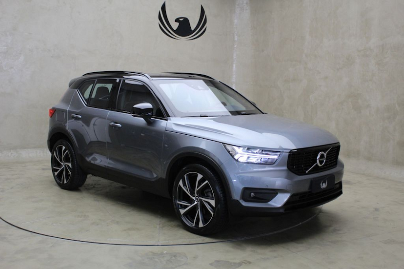 Foto do veículo VOLVO XC40 T5 R-DESIGN 2019 10.142 KM 265.000,00