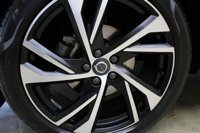 Foto do veículo VOLVO XC40 T5 R-DESIGN 2019 10.142 KM 265.000,00