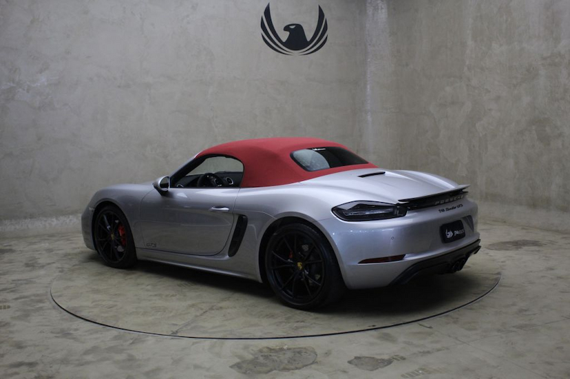 Foto do veículo PORSCHE  718 BOXSTER GTS 2019 4.045 KM 479.000,00