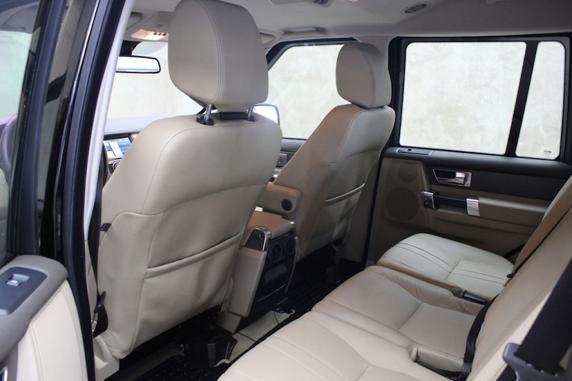 Foto do veículo LAND ROVER  DISCOVERY 4 SE SDV6 2013 56.900 KM 145.000,00