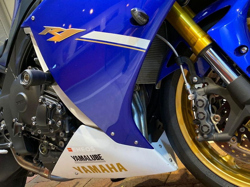 Foto do veículo YAMAHA  YZF-R1 2013 3.880 KM 39.000,00