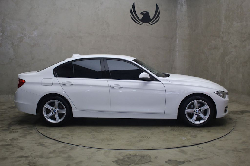 Foto do veículo BMW  320I SPORT ACTIVEFLEX 2015 46.143 KM 79.000,00