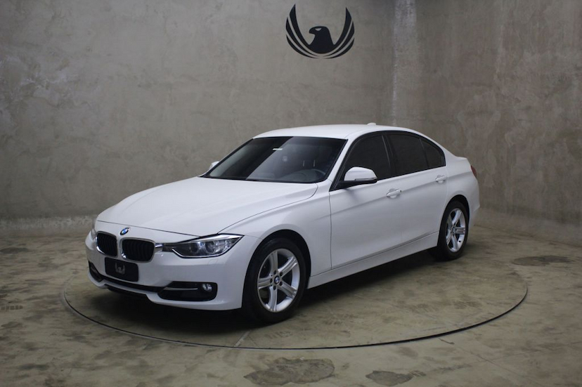 Foto do veículo BMW  320I SPORT ACTIVEFLEX 2015 46.143 KM 79.000,00