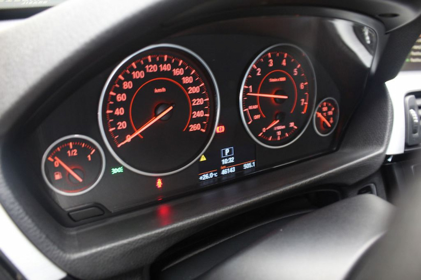 Foto do veículo BMW  320I SPORT ACTIVEFLEX 2015 46.143 KM 79.000,00