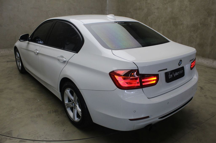 Foto do veículo BMW  320I SPORT ACTIVEFLEX 2015 46.143 KM 79.000,00