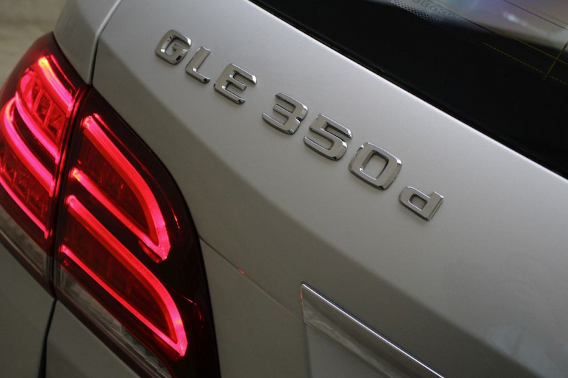 Foto do veículo MERCEDES-BENZ  GLE 350D 2016 57.915 KM 289.000,00