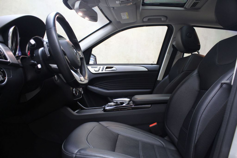 Foto do veículo MERCEDES-BENZ  GLE 350D 2016 57.915 KM 289.000,00