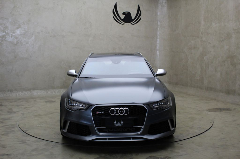 Foto do veículo AUDI RS6 AVANT QUATTRO 2014 14.052 KM 369.000,00