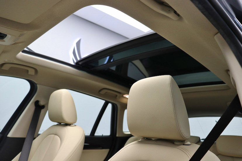 Foto do veículo BMW X1 SDRIVE20I X-LINE 2018 54.500 KM 159.000,00