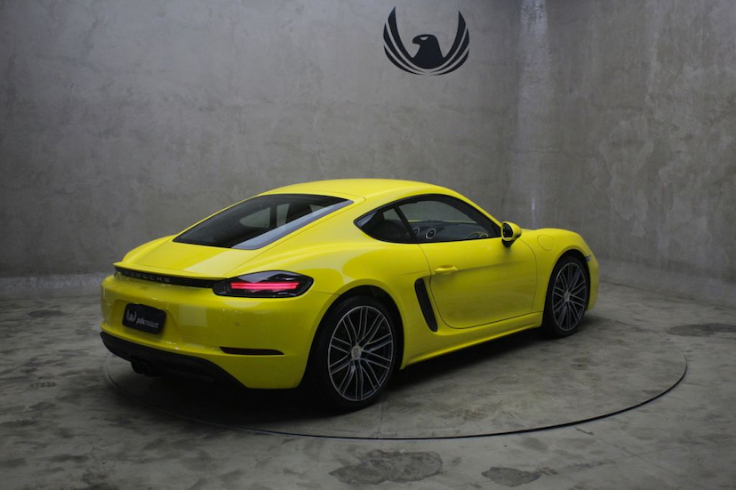 Foto do veículo PORSCHE  718 CAYMAN 2018 7.877 KM 369.000,00