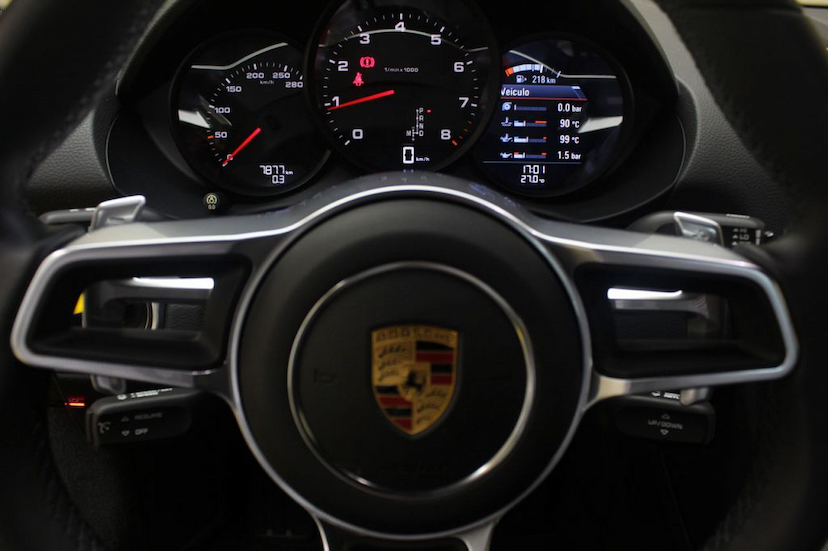 Foto do veículo PORSCHE  718 CAYMAN 2018 7.877 KM 369.000,00