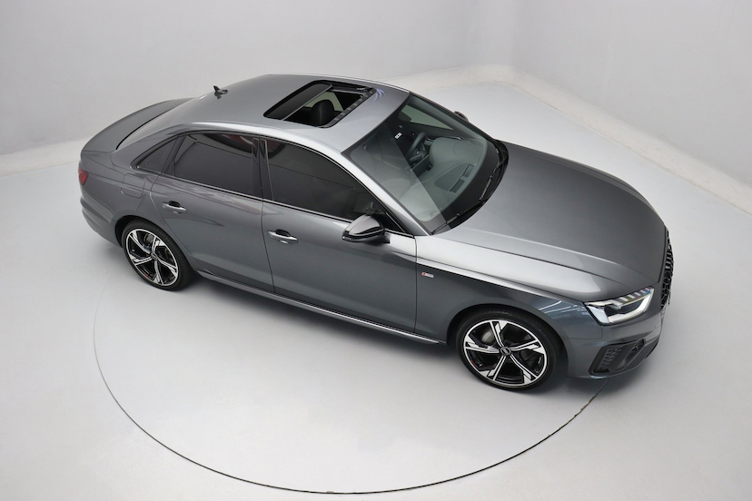 Foto do veículo AUDI A4 S-LINE 2022 8.050 KM 255.000,00