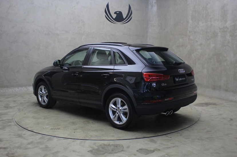 Foto do veículo AUDI  Q3 1.4 AMBIENTE PLUS 2017 30.353 KM 109.000,00