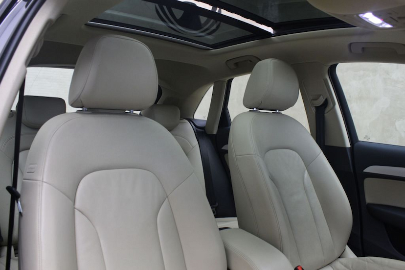 Foto do veículo AUDI  Q3 1.4 AMBIENTE PLUS 2017 30.353 KM 109.000,00