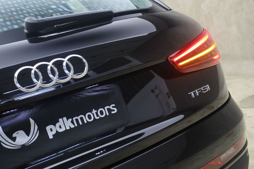 Foto do veículo AUDI  Q3 1.4 AMBIENTE PLUS 2017 30.353 KM 109.000,00