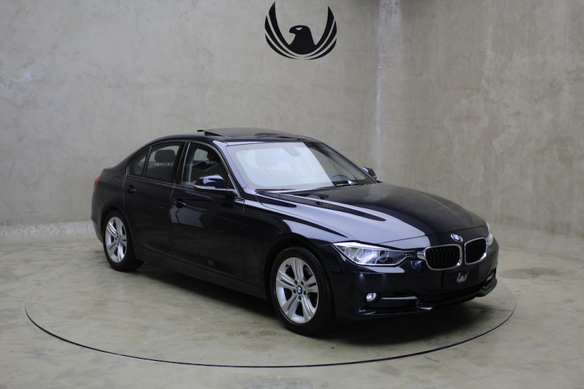 Foto do veículo BMW  320I SPORT GP 2015 52.930 KM 99.000,00