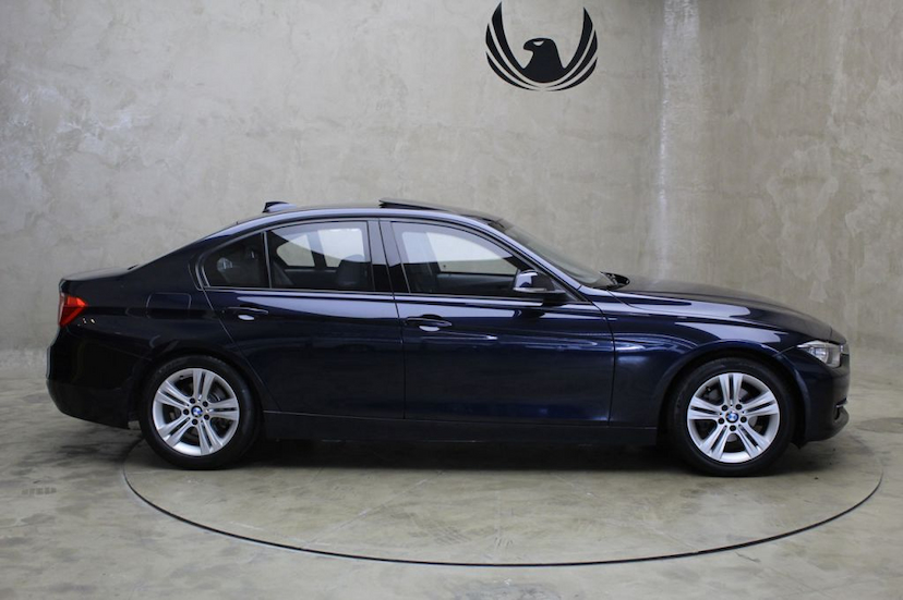 Foto do veículo BMW  320I SPORT GP 2015 52.930 KM 99.000,00